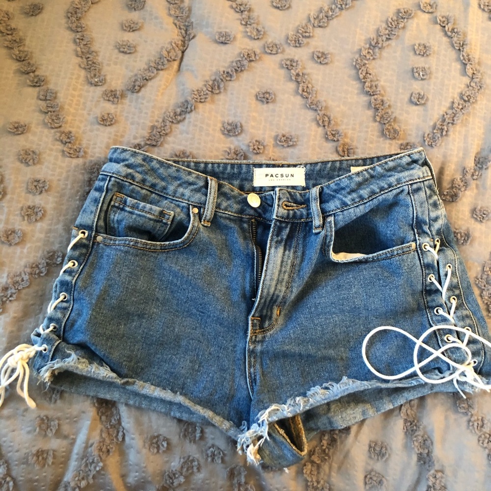 Pacsun adorable denim shorts